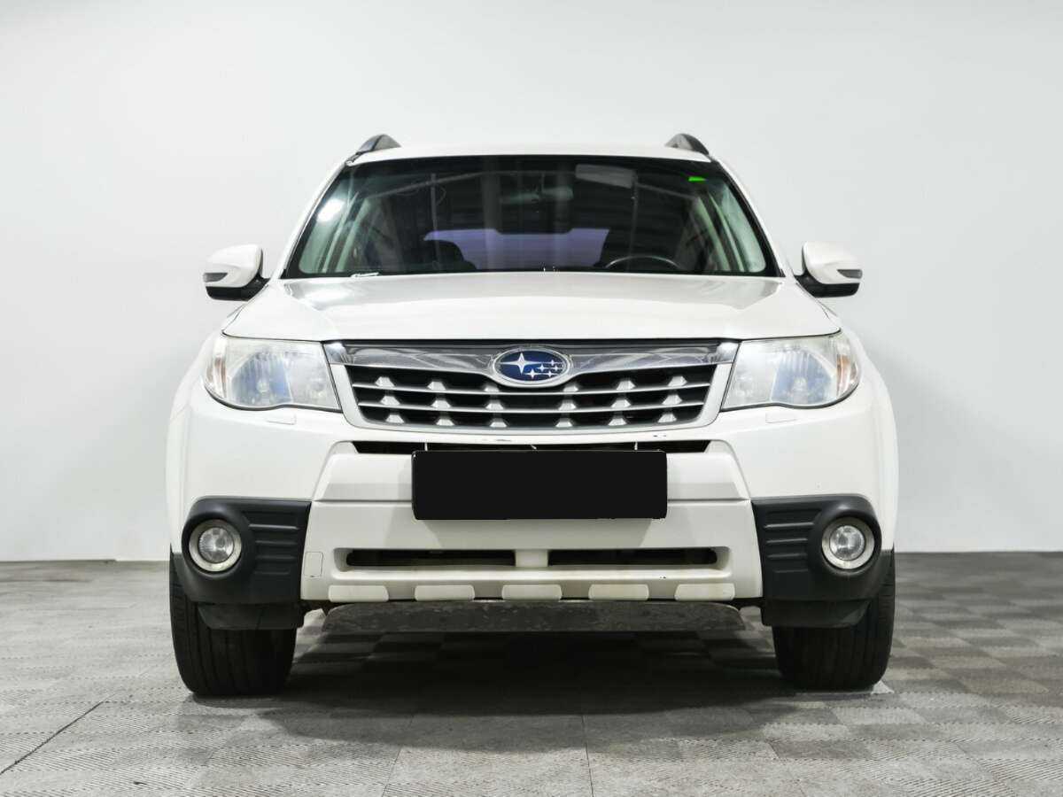 Subaru Forester б/у, 2012, Механическая. Фото: #1