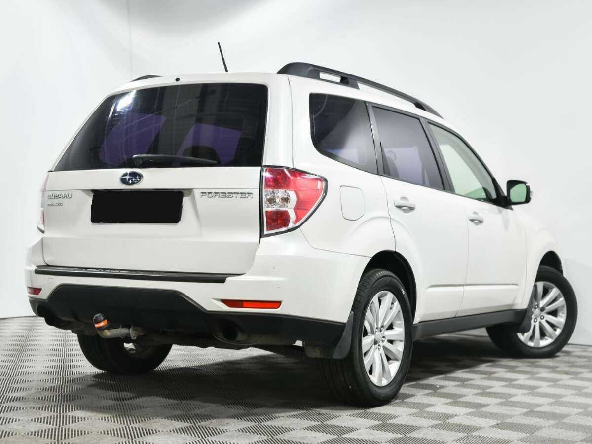 Subaru Forester б/у, 2012, Механическая. Фото: #3