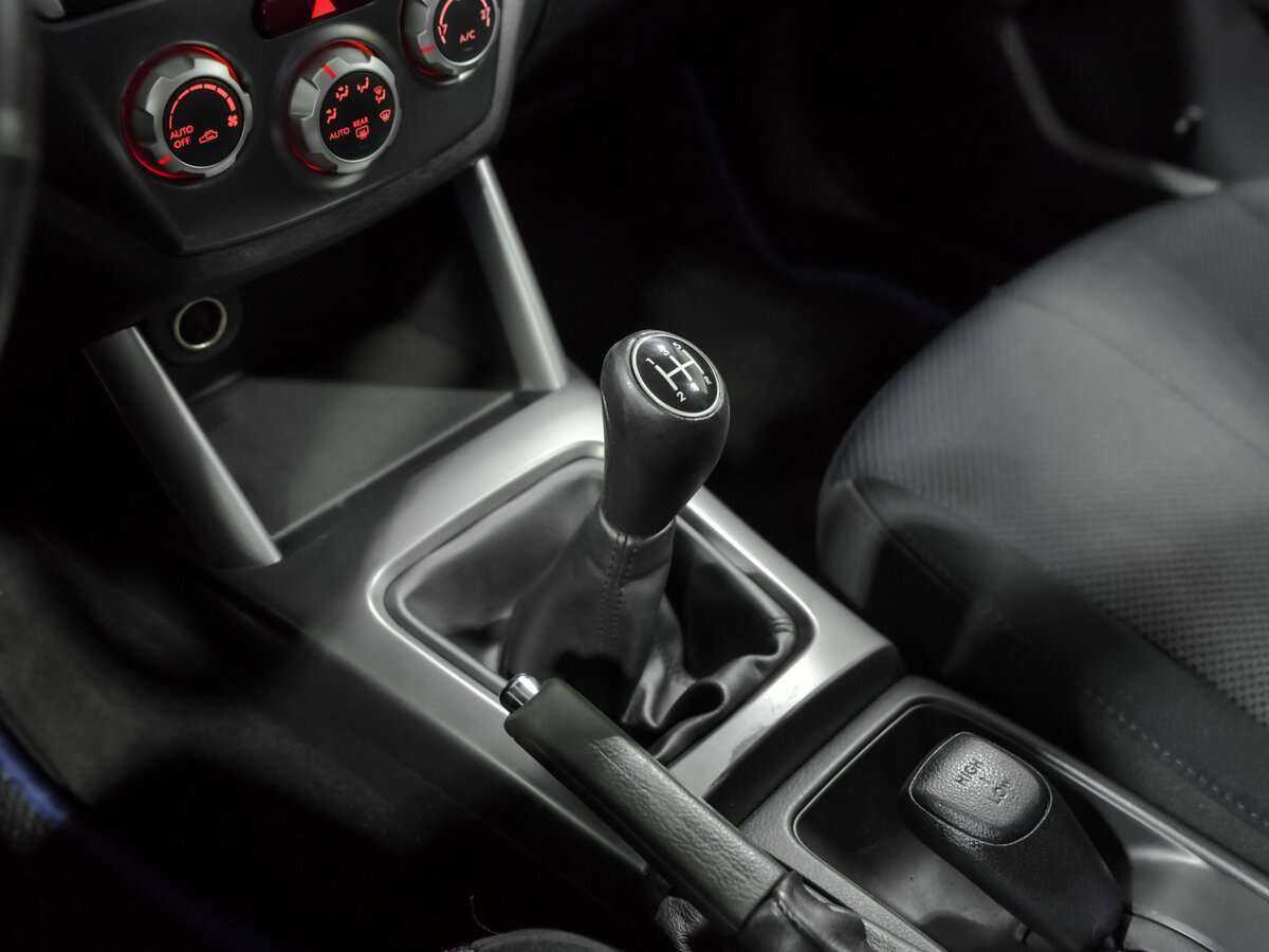 Subaru Forester б/у, 2012, Механическая. Фото: #10