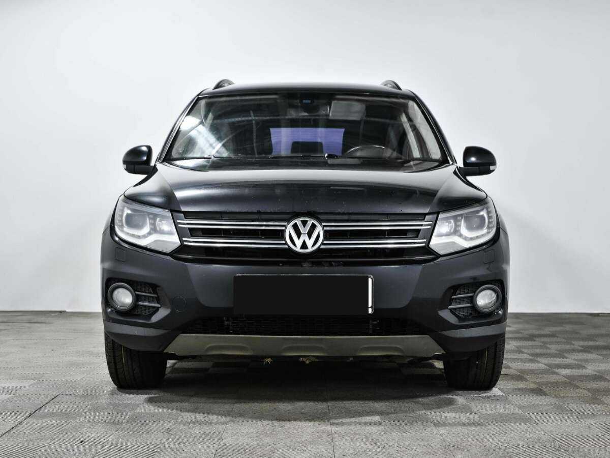 Volkswagen Tiguan б/у, 2013, Автоматическая. Фото: #1