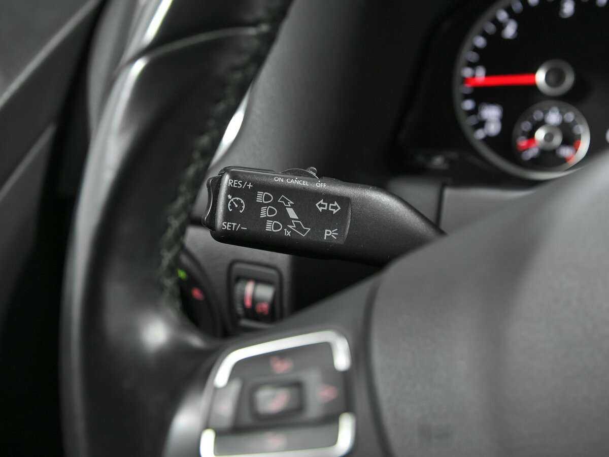 Volkswagen Tiguan б/у, 2013, Автоматическая. Фото: #8