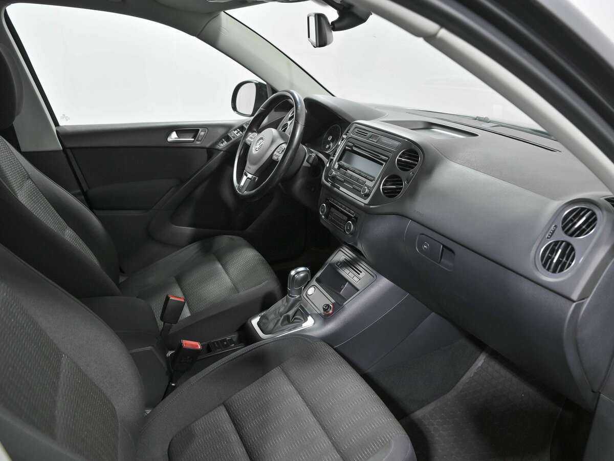 Volkswagen Tiguan б/у, 2013, Автоматическая. Фото: #15