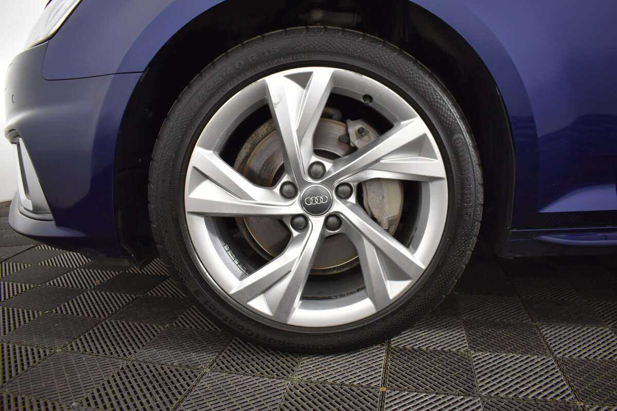 Ауди А4 б/у, 2018, Роботизированная. Фото: #9