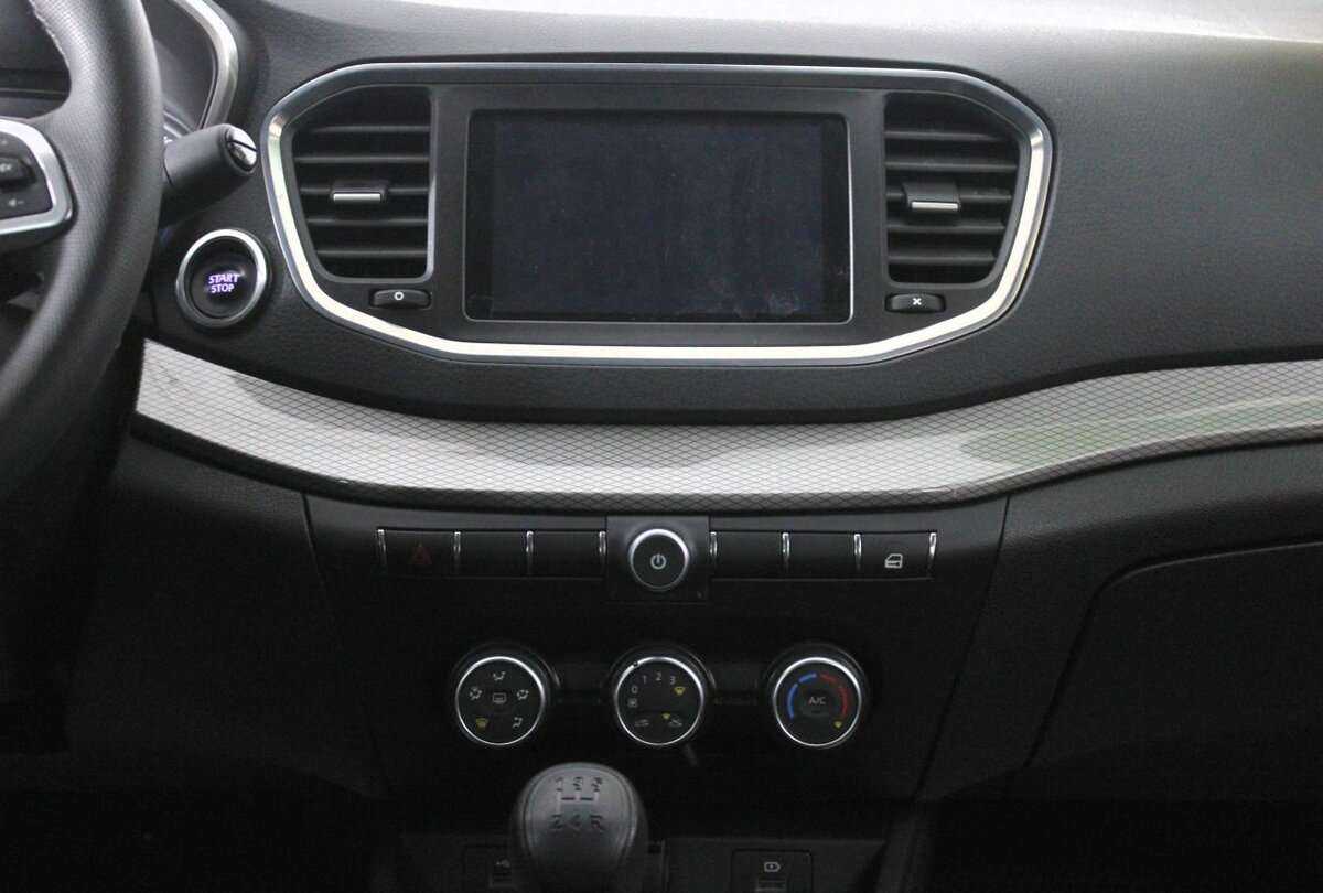 Лада (ВАЗ) Веста б/у, 2023, Механическая. Фото: #8