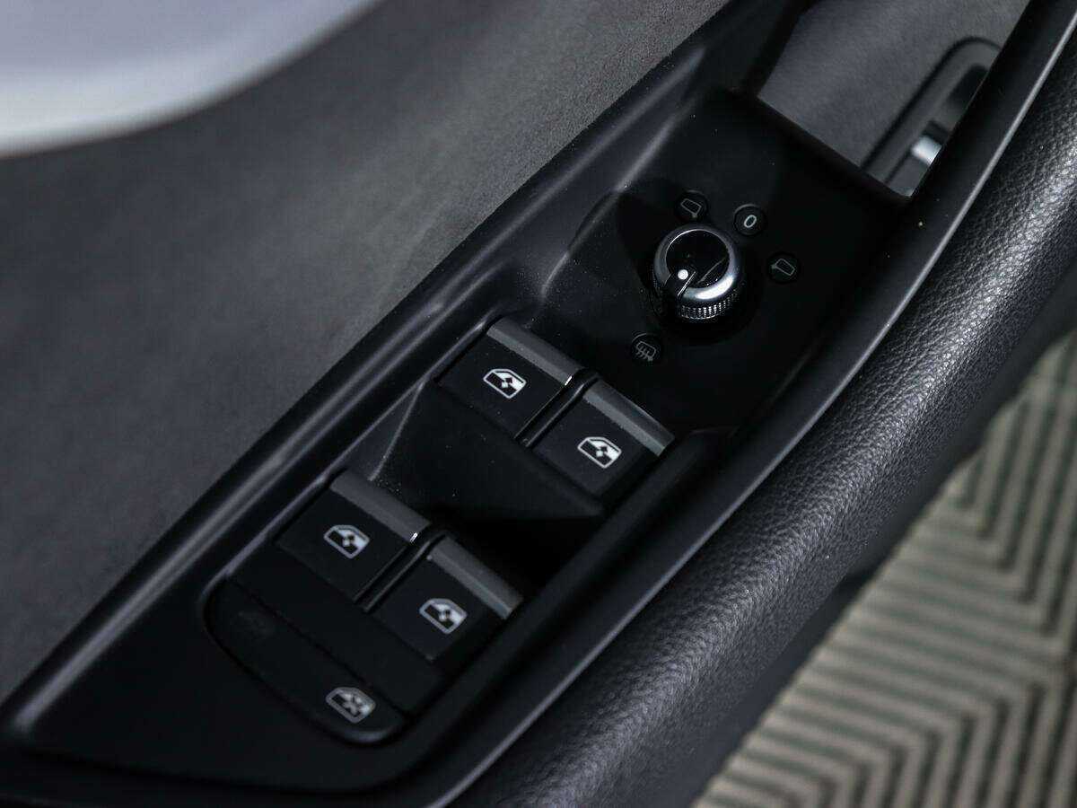 Ауди А4 б/у, 2017, Роботизированная. Фото: #14