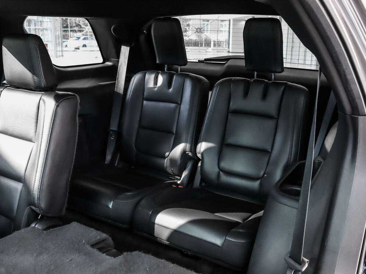 Ford Explorer б/у, 2014, Автоматическая. Фото: #11
