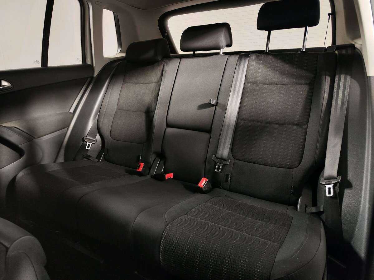 Volkswagen Tiguan б/у, 2013, Роботизированная. Фото: #6