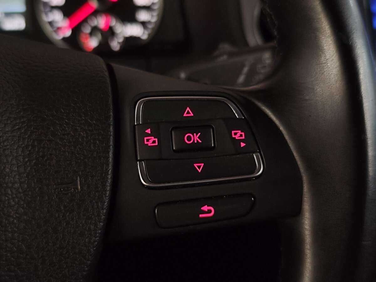 Volkswagen Tiguan б/у, 2012, Автоматическая. Фото: #7