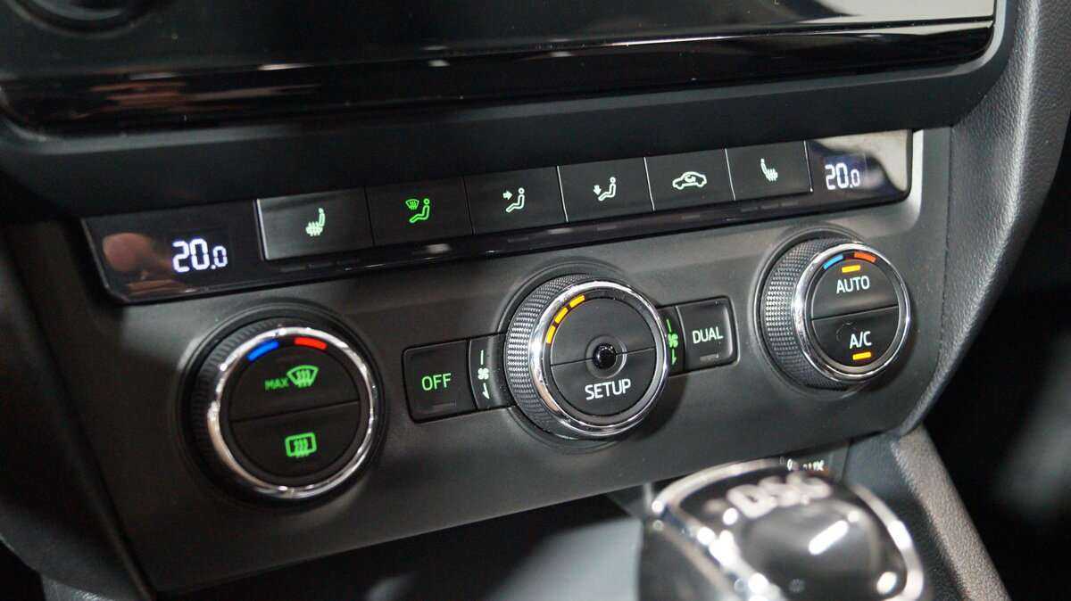 Шкода Октавия б/у, 2014, Роботизированная. Фото: #18