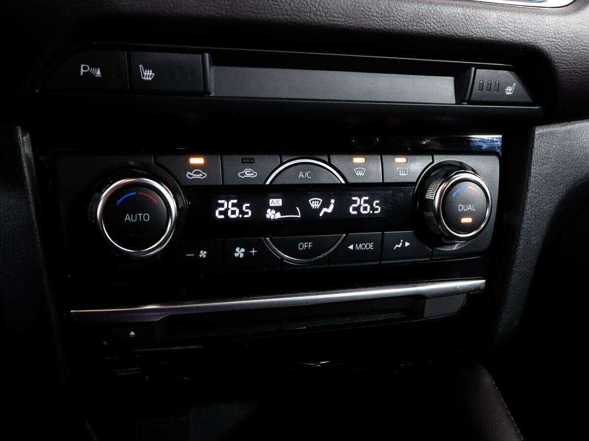 Мазда 6 б/у, 2015, Автоматическая. Фото: #16