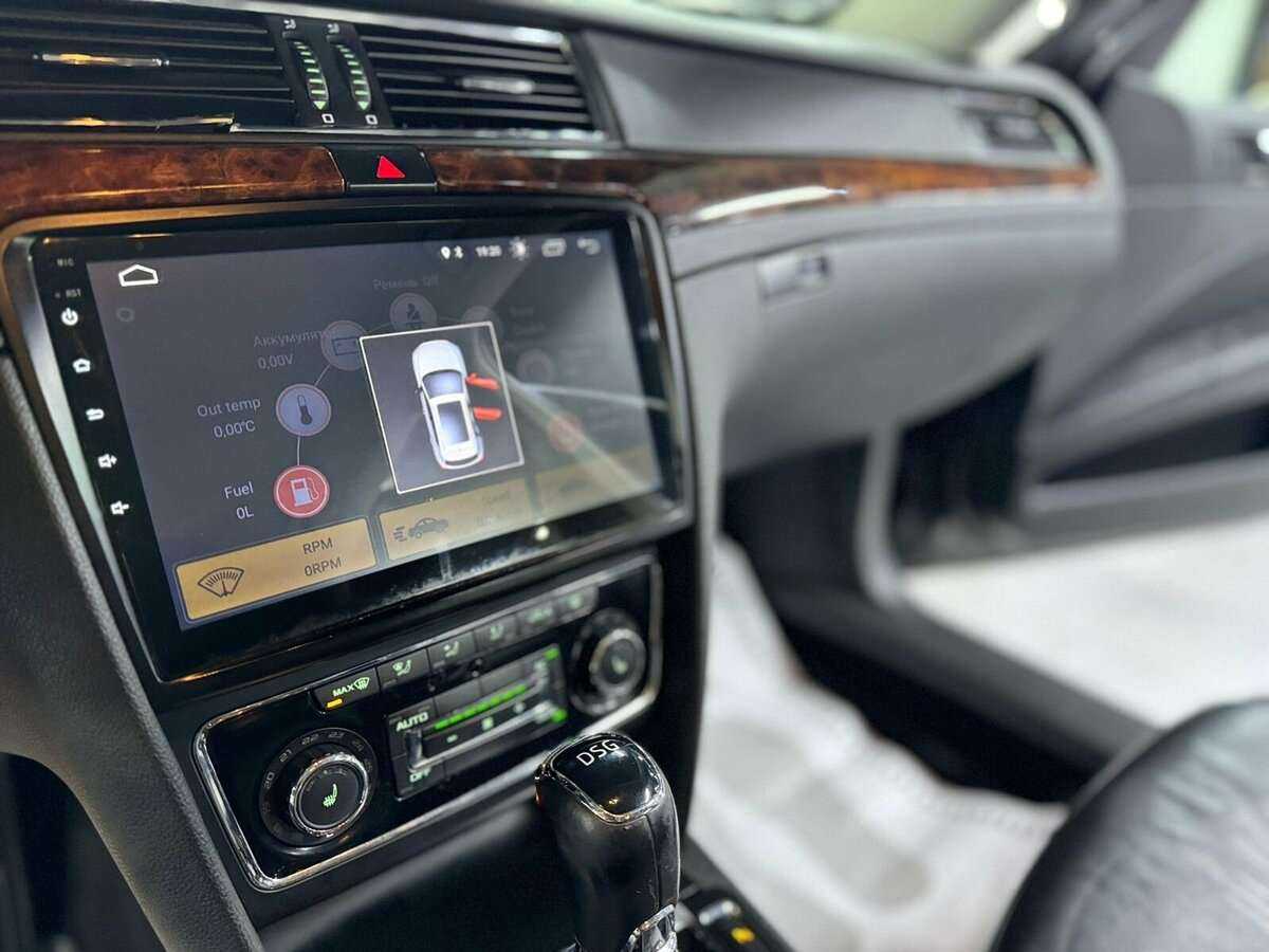 Skoda Superb б/у, 2013, Роботизированная. Фото: #5