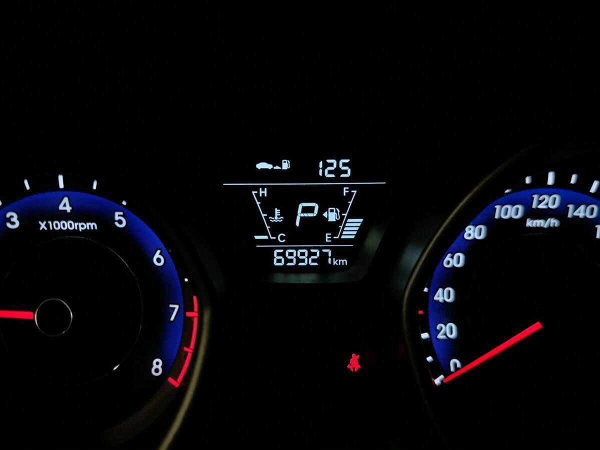 Hyundai Elantra б/у, 2015, Автоматическая. Фото: #15