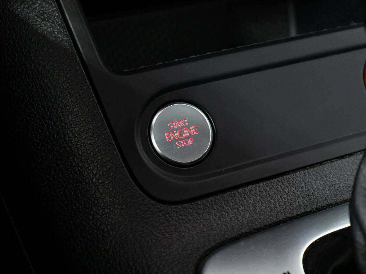 Volkswagen Tiguan б/у, 2015, Автоматическая. Фото: #16