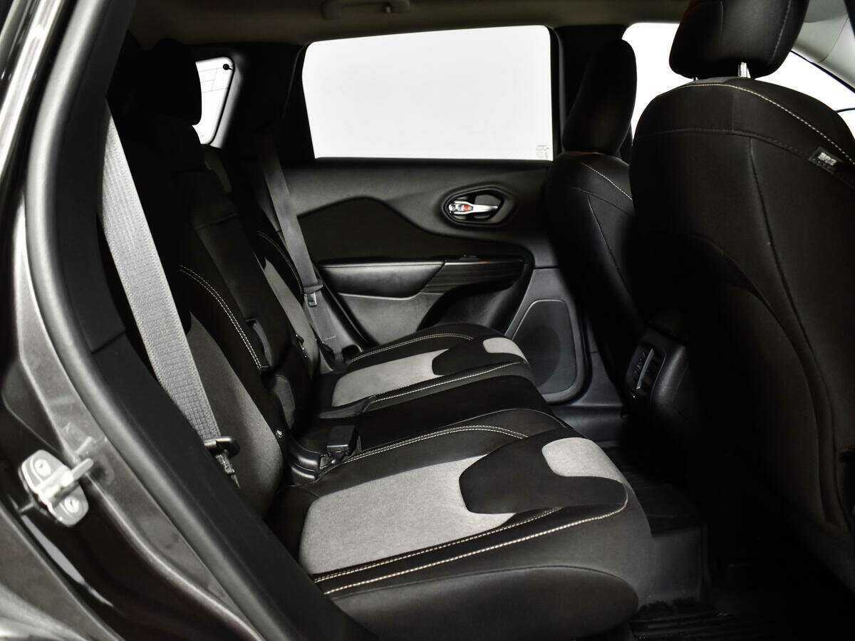 Jeep Cherokee б/у, 2014, Автоматическая. Фото: #9