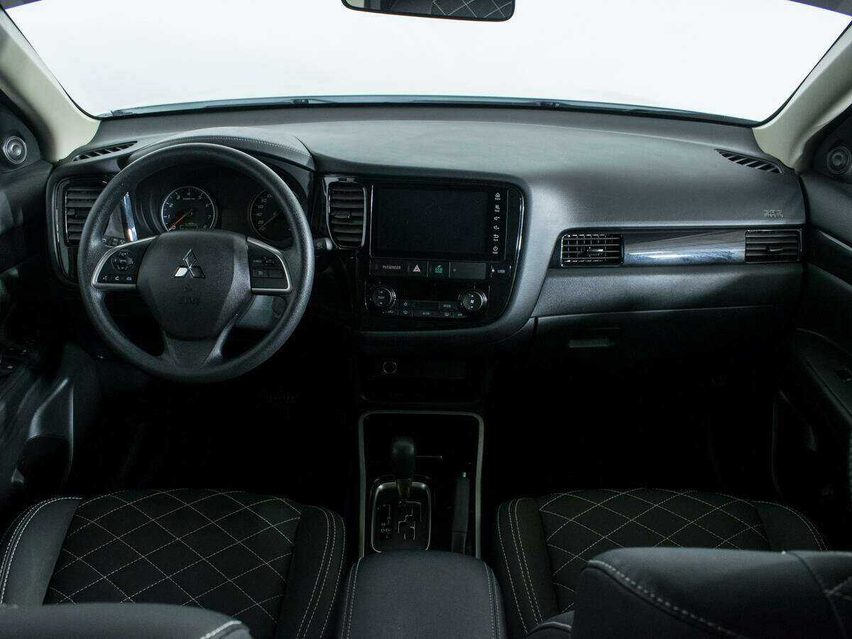 Митсубиши Оутлэндер б/у, 2022, Вариатор. Фото: #11