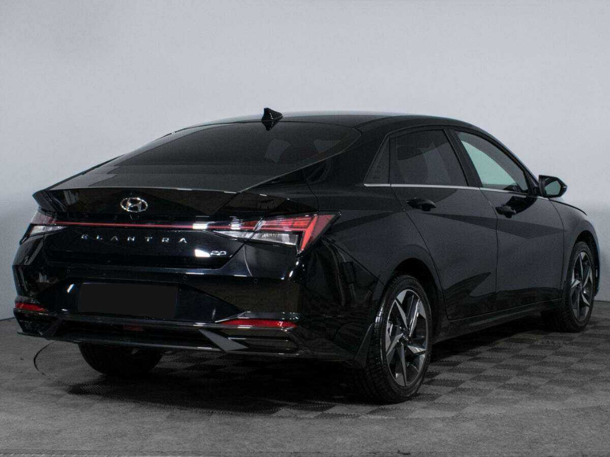 Hyundai Elantra б/у, 2023, Автоматическая. Фото: #4