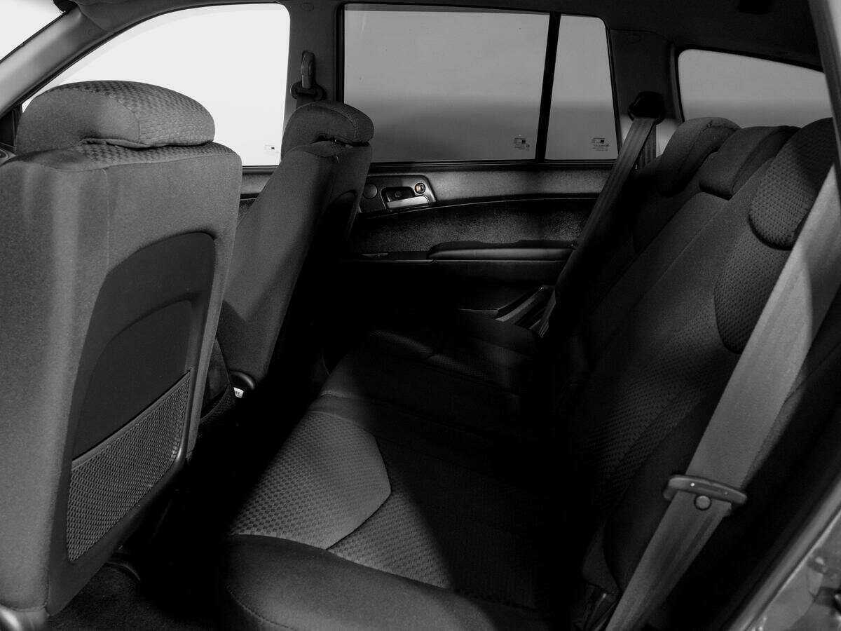 Сан-Ён Кирон б/у, 2012, Механическая. Фото: #9