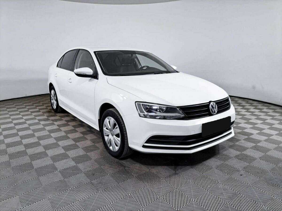 Volkswagen Jetta б/у, 2017, Автоматическая. Фото: #2