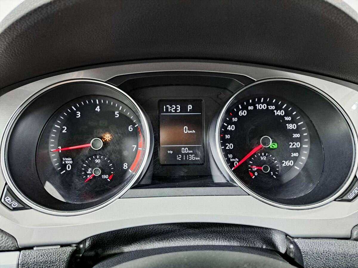 Volkswagen Jetta б/у, 2017, Автоматическая. Фото: #7