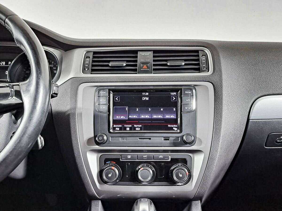 Volkswagen Jetta б/у, 2017, Автоматическая. Фото: #9