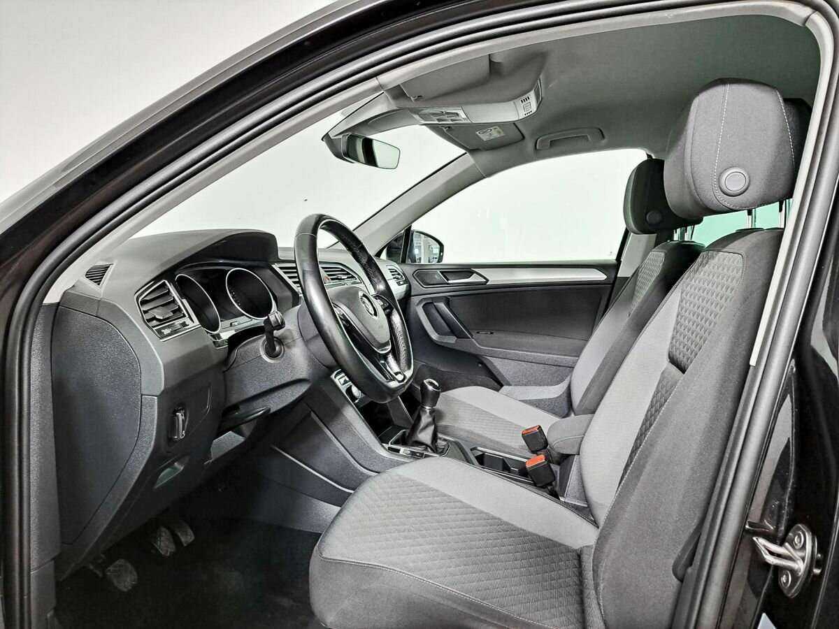 Volkswagen Tiguan б/у, 2019, Механическая. Фото: #13