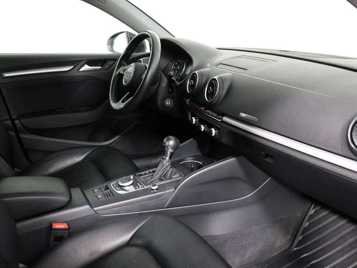 Ауди А3 б/у, 2018, Роботизированная. Фото: #5