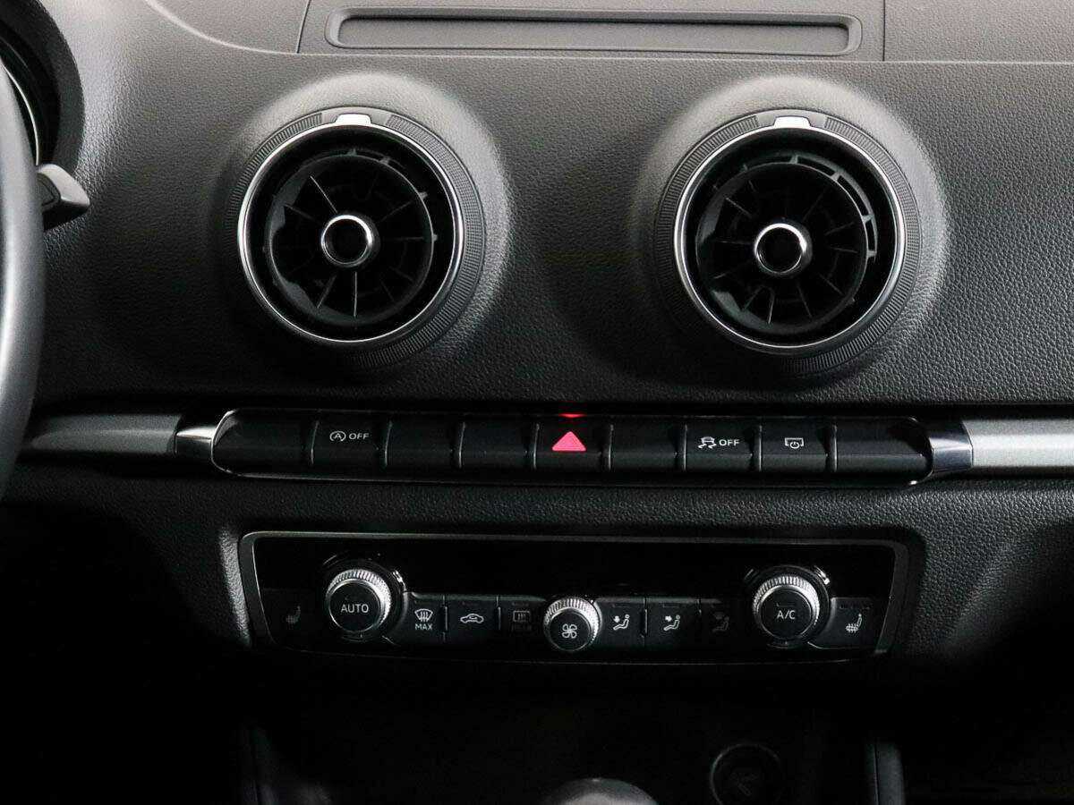 Ауди А3 б/у, 2018, Роботизированная. Фото: #10