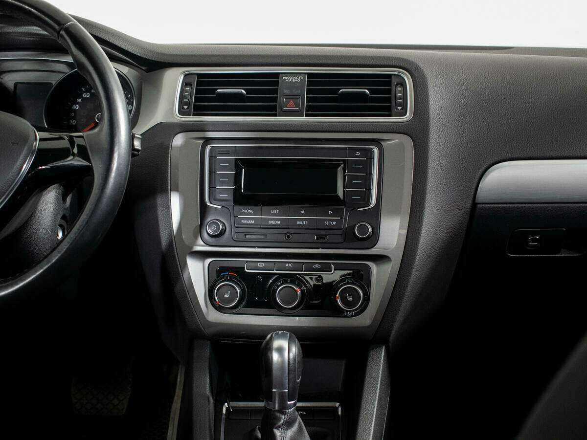 Volkswagen Jetta б/у, 2018, Роботизированная. Фото: #10