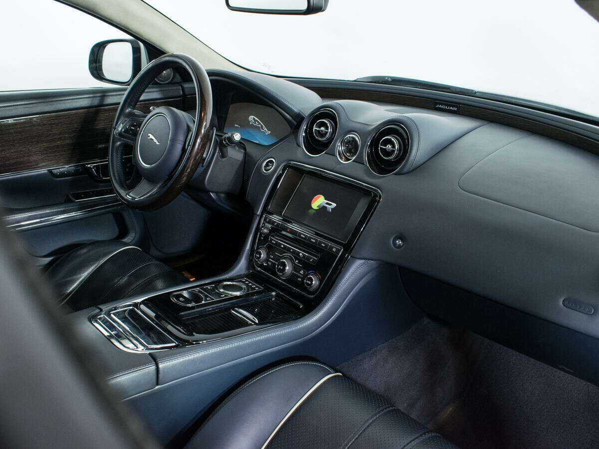 Jaguar XJ б/у, 2014, Автоматическая. Фото: #8