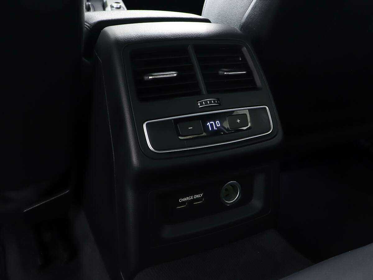 Ауди А4 б/у, 2020, Роботизированная. Фото: #18