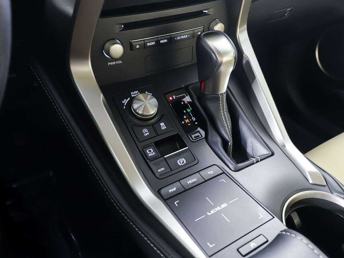 Lexus NX б/у, 2017, Вариатор. Фото: #19
