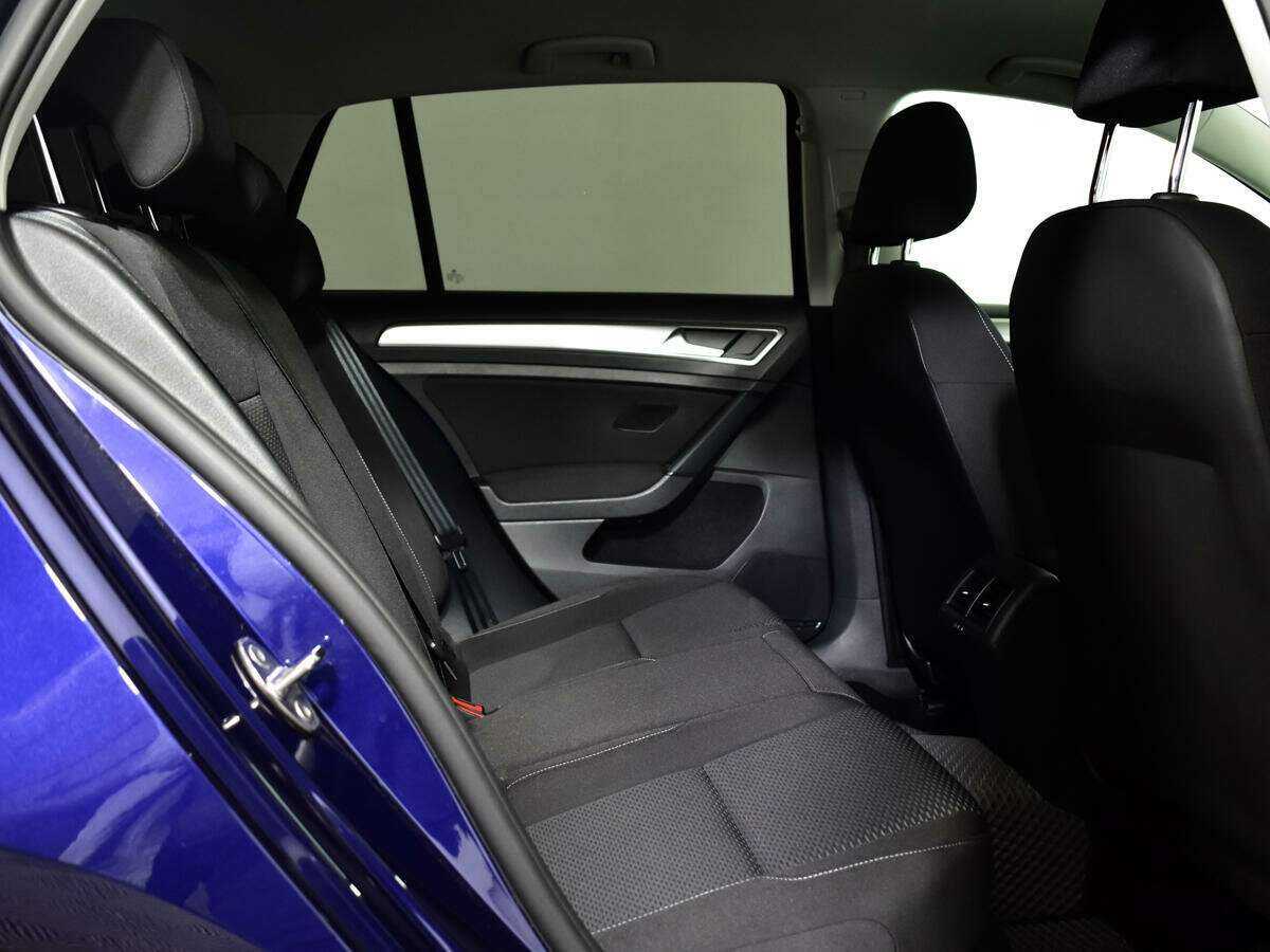 Volkswagen Golf б/у, 2018, Роботизированная. Фото: #7