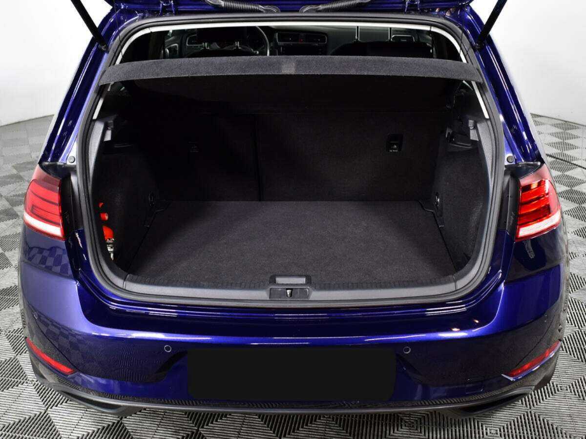 Volkswagen Golf б/у, 2018, Роботизированная. Фото: #12