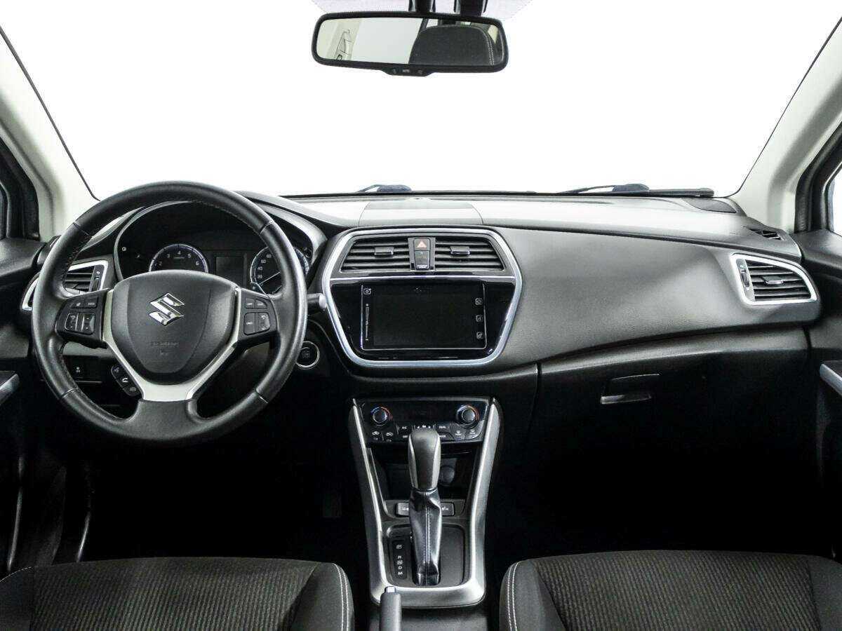 Сузуки С-Икс4 б/у, 2018, Автоматическая. Фото: #12