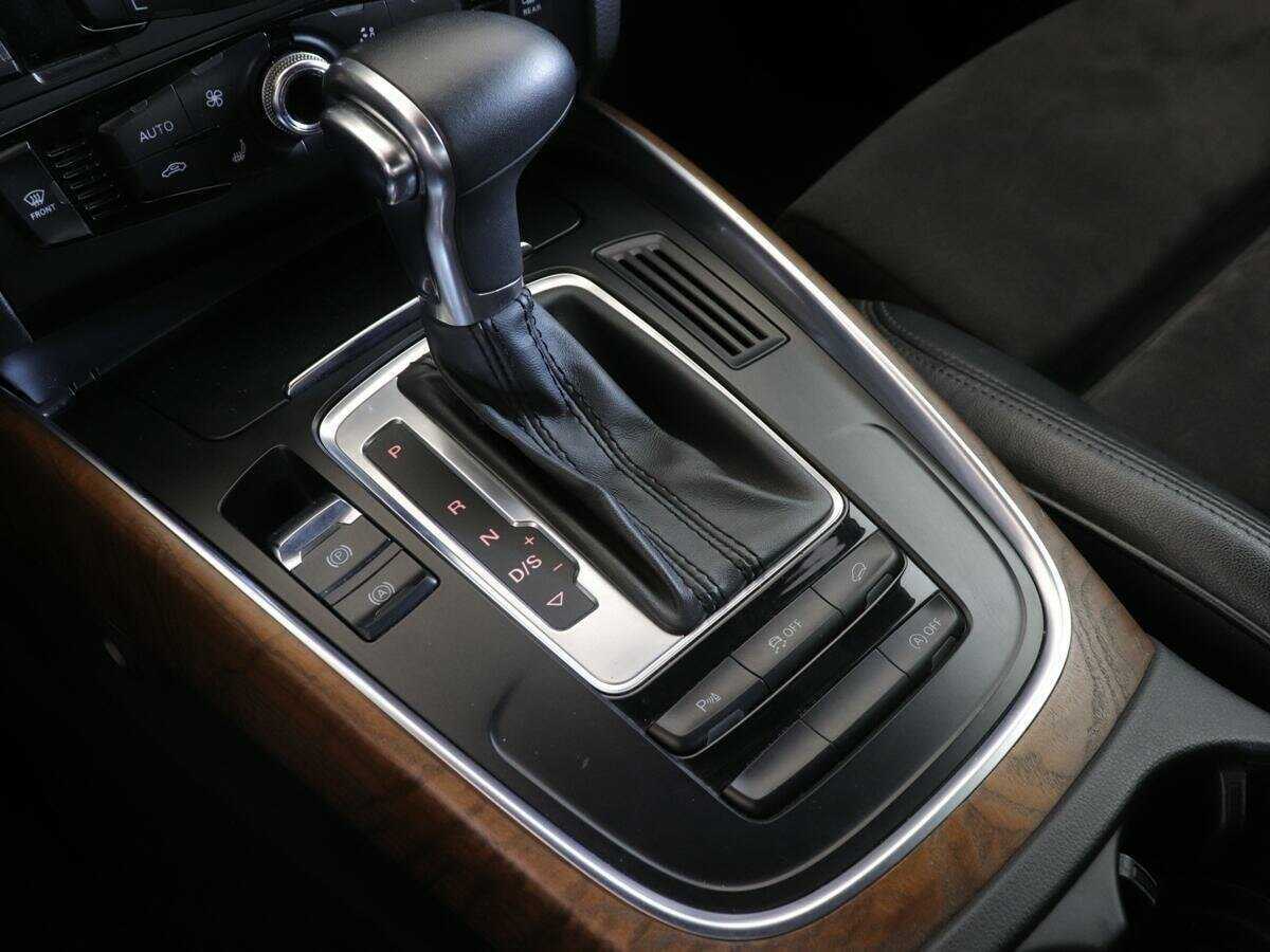 Ауди К5 б/у, 2012, Автоматическая. Фото: #13