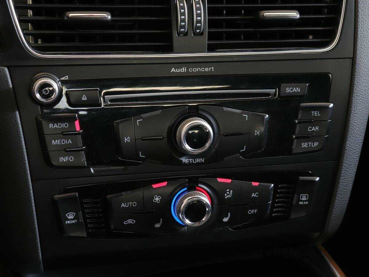 Ауди К5 б/у, 2012, Автоматическая. Фото: #16