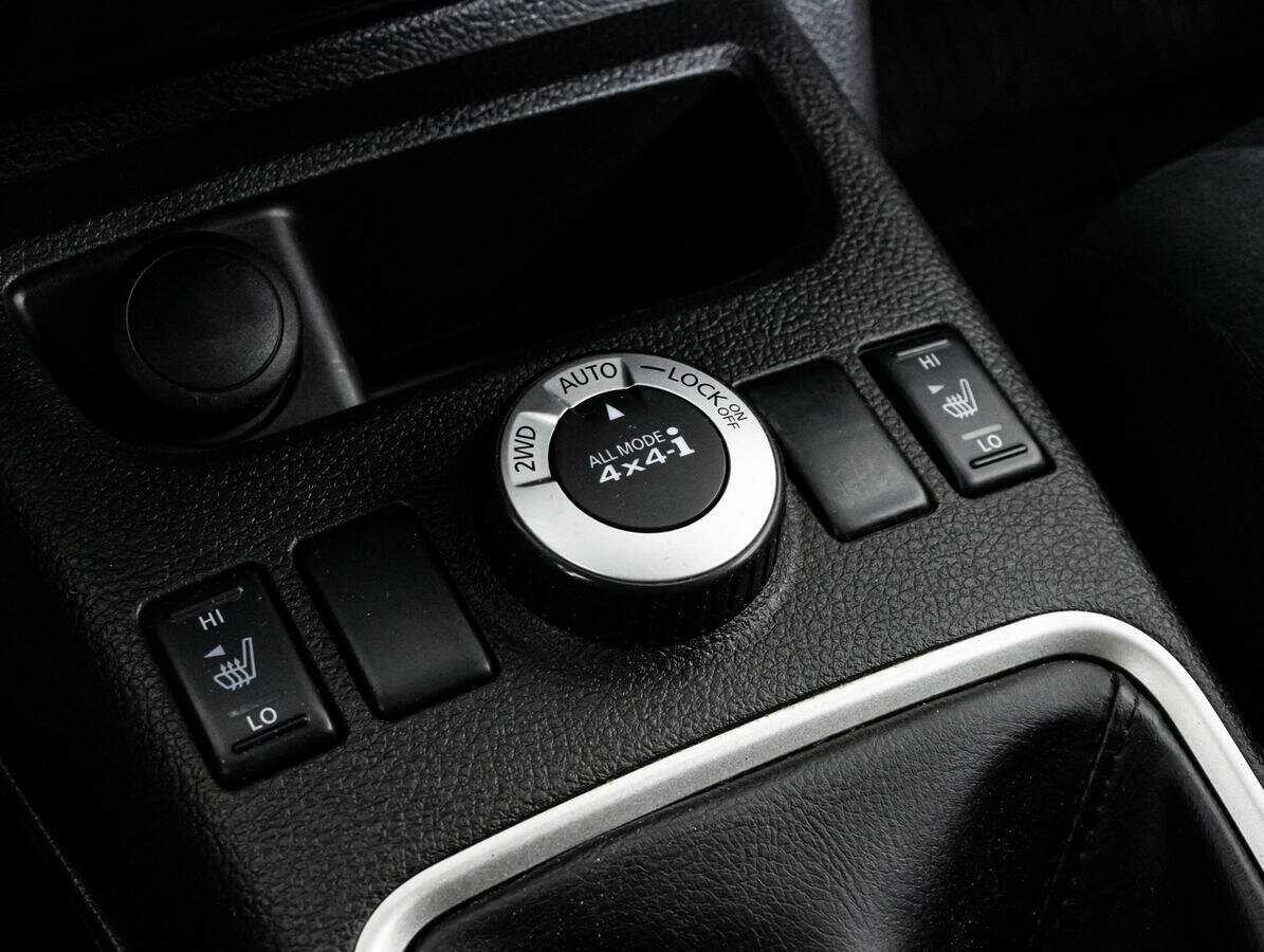 Ниссан Икс-Трейл б/у, 2014, Механическая. Фото: #14