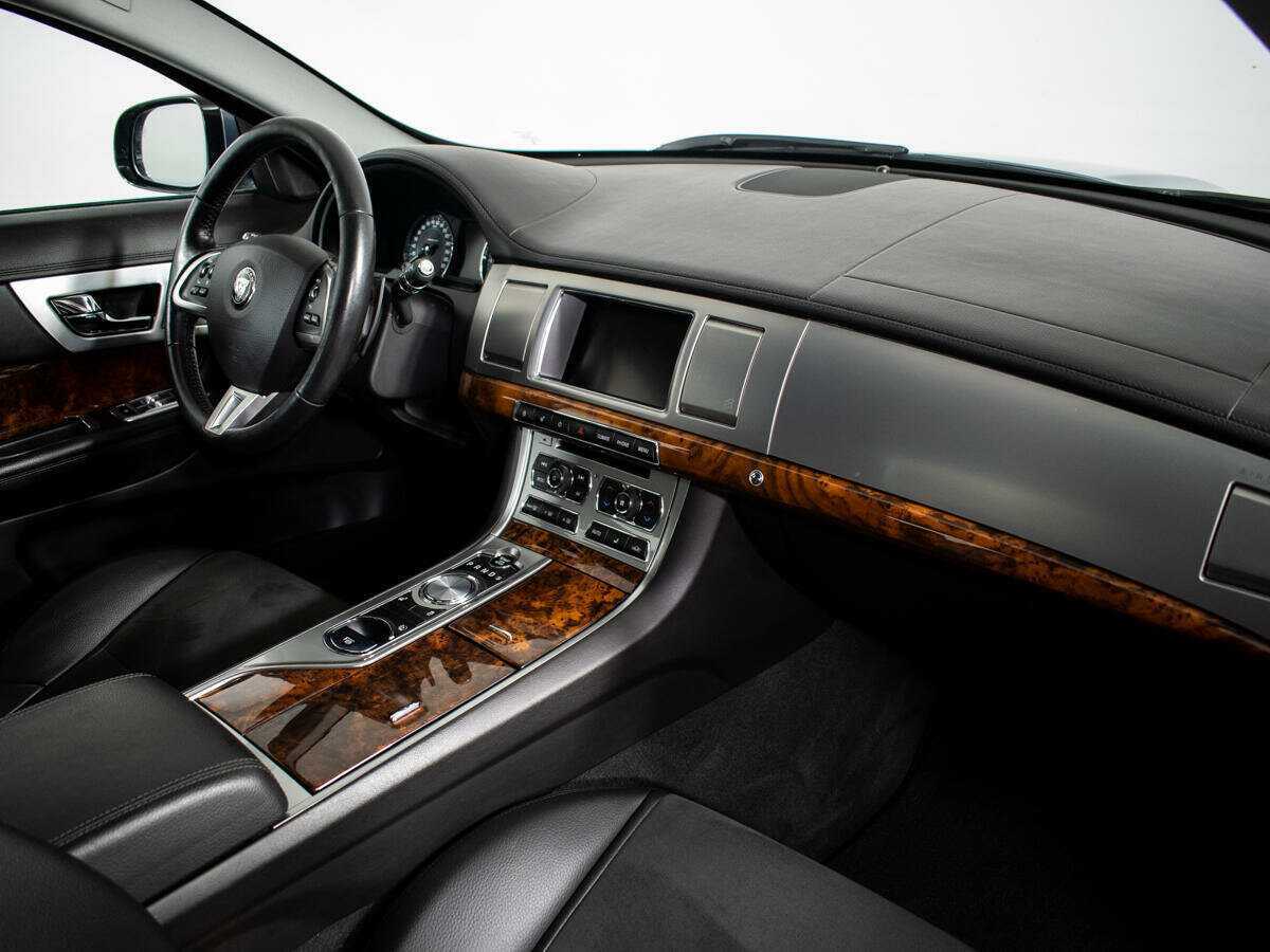 Jaguar XF б/у, 2013, Автоматическая. Фото: #7