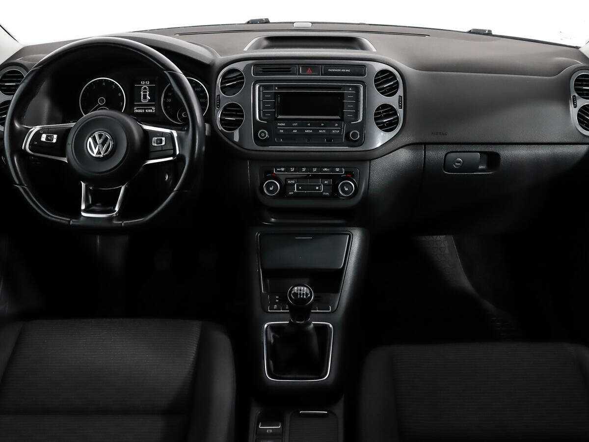 Volkswagen Tiguan б/у, 2012, Механическая. Фото: #11