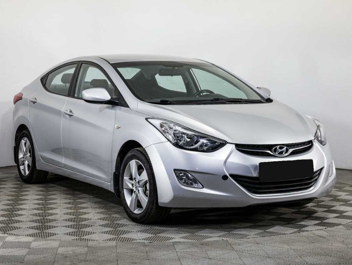 Hyundai Elantra б/у, 2013, Механическая. Фото: #2