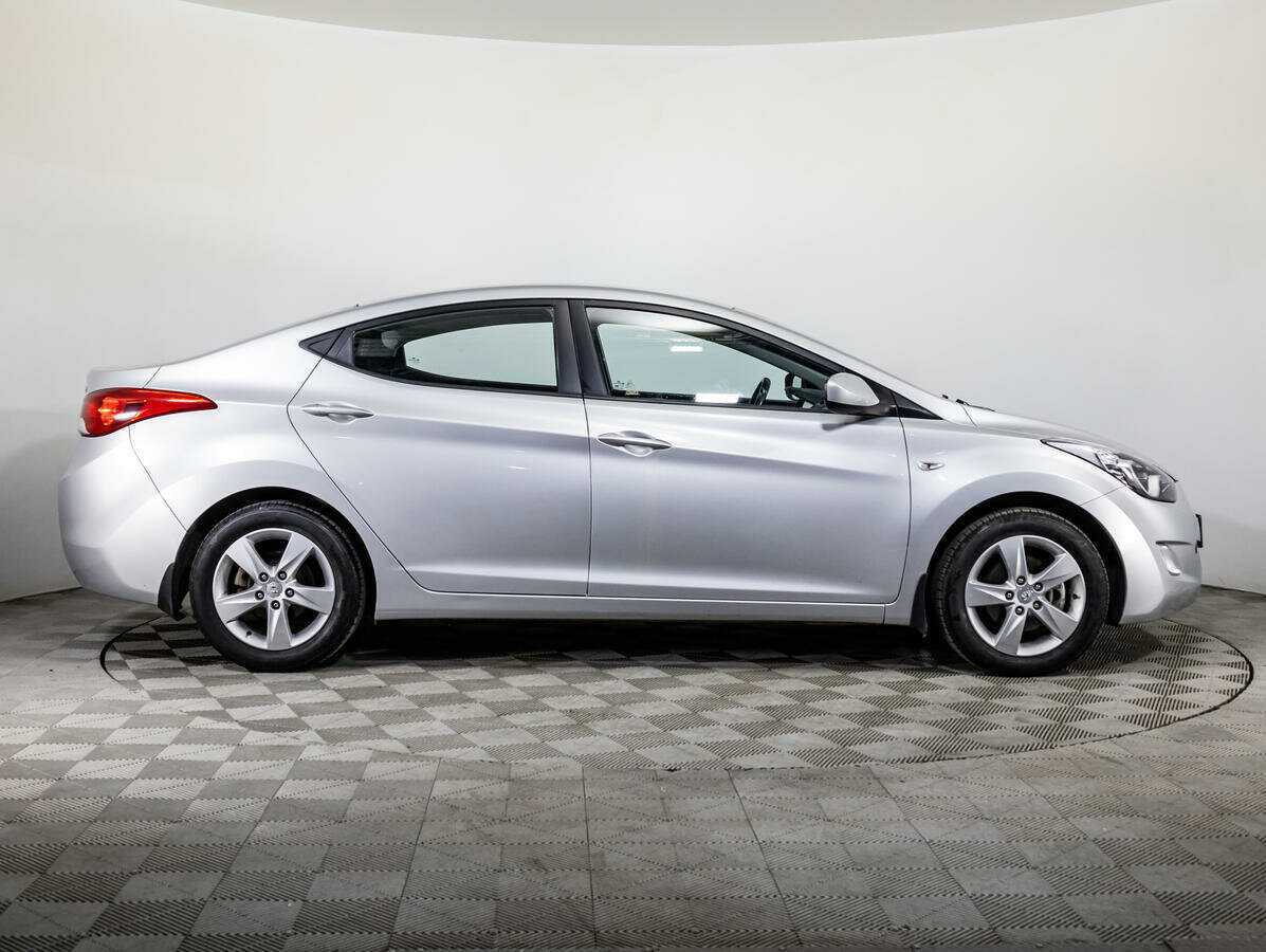 Hyundai Elantra б/у, 2013, Механическая. Фото: #3