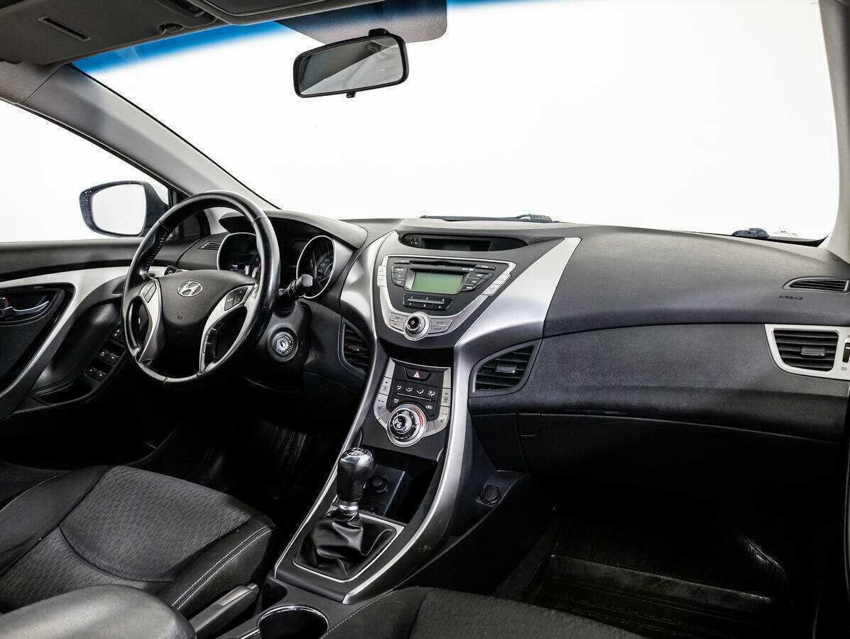 Hyundai Elantra б/у, 2013, Механическая. Фото: #8