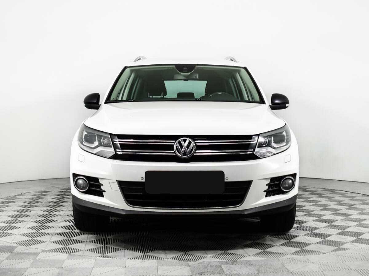 Volkswagen Tiguan б/у, 2013, Автоматическая. Фото: #1