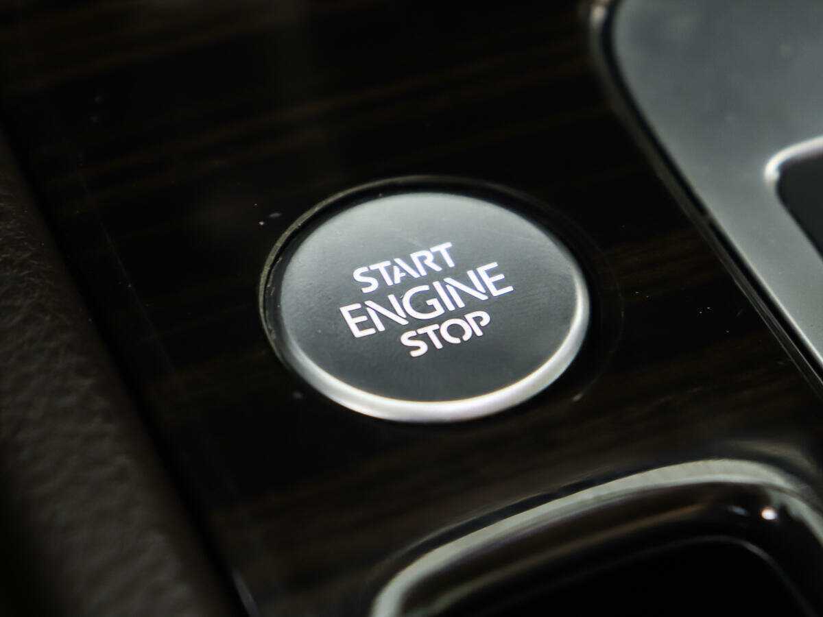 Volkswagen Touareg б/у, 2014, Автоматическая. Фото: #18