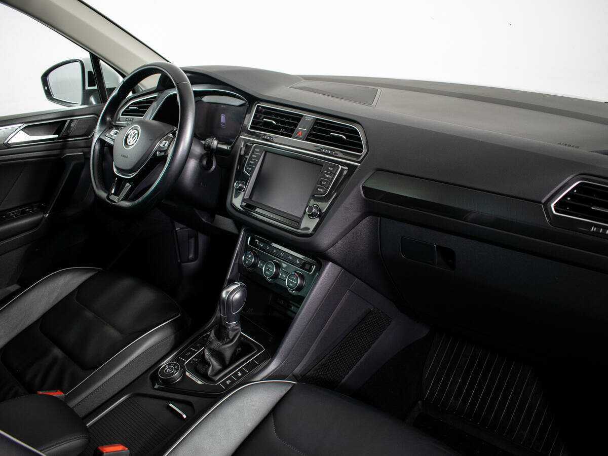 Volkswagen Tiguan б/у, 2017, Роботизированная. Фото: #8