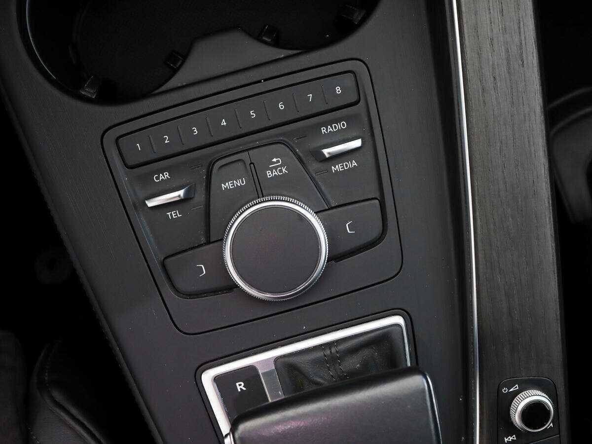 Ауди А4 б/у, 2019, Роботизированная. Фото: #9