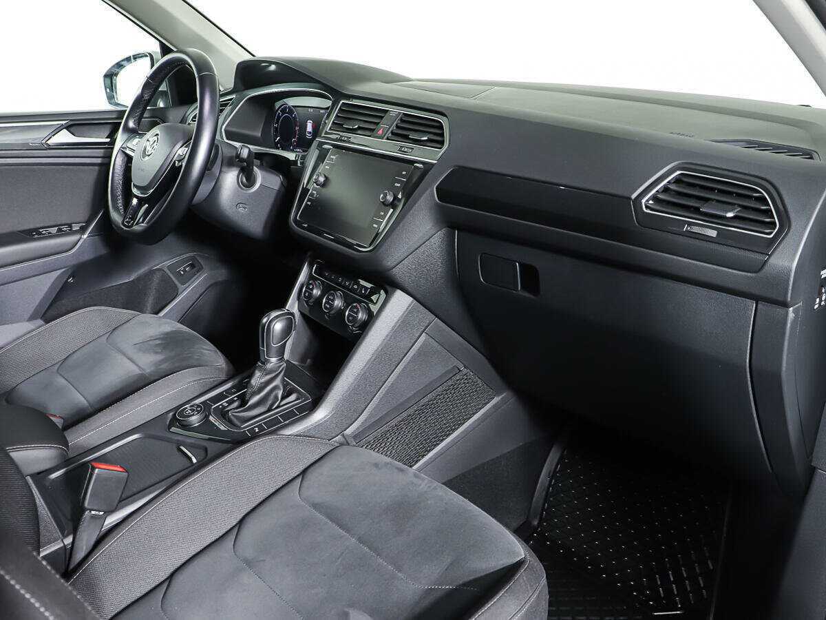 Volkswagen Tiguan б/у, 2017, Роботизированная. Фото: #8