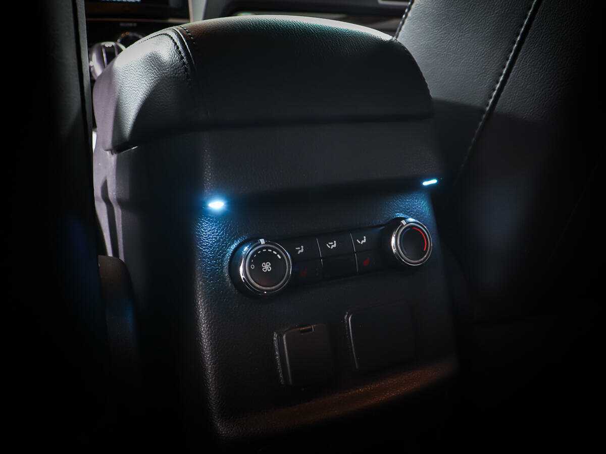 Ford Explorer б/у, 2015, Автоматическая. Фото: #16