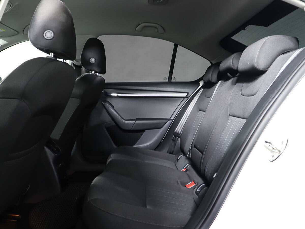 Шкода Октавия б/у, 2019, Роботизированная. Фото: #9