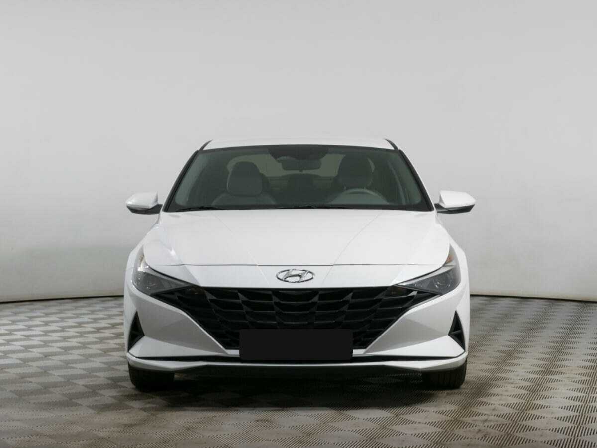 Hyundai Elantra б/у, 2021, Автоматическая. Фото: #1